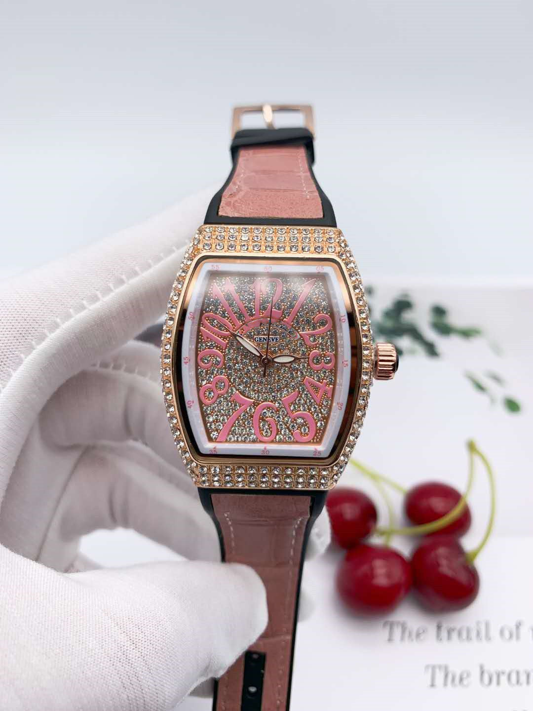 Full diamond belt leisure quartz watch